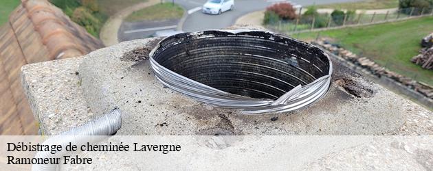 Les services de Ramoneur Fabre pour un débistrage de cheminée à Lavergne , dans le 47800